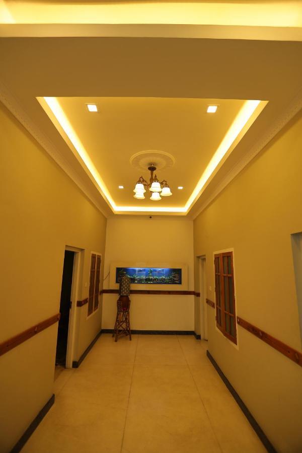 Sapphire Inn Nedumbassery Exterior photo